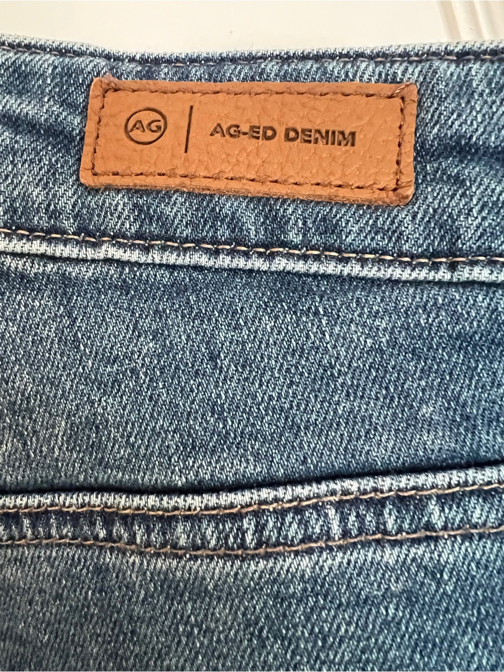 NWT!
Ag Adriano Goldschmied Wide-Leg High-Rise Jeans - Blue Wash - Picture 5 of 8